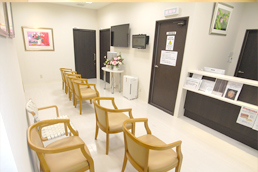 大井町とうまクリニック待合室の写真